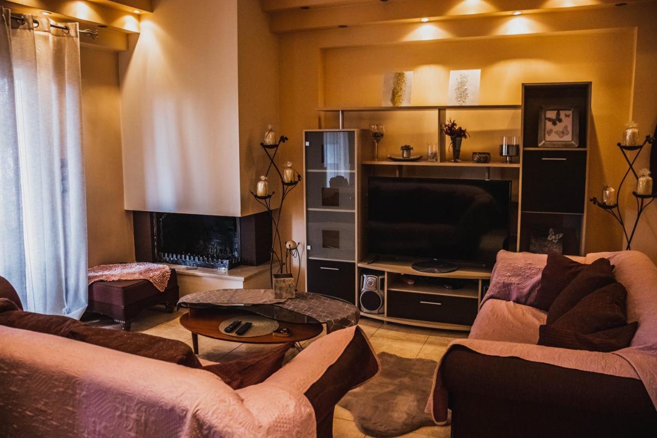 Bojana' S Luxury House Apartment Larissa Exterior foto