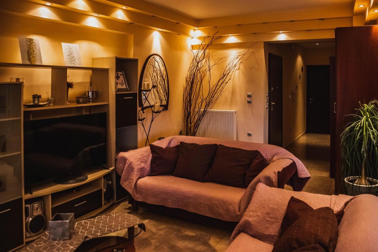 Bojana' S Luxury House Apartment Larissa Exterior foto