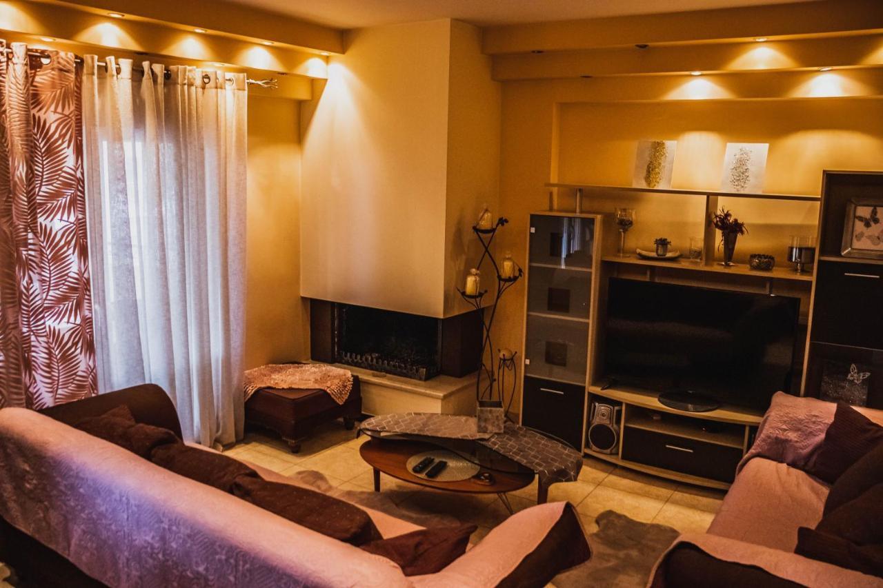 Bojana' S Luxury House Apartment Larissa Exterior foto
